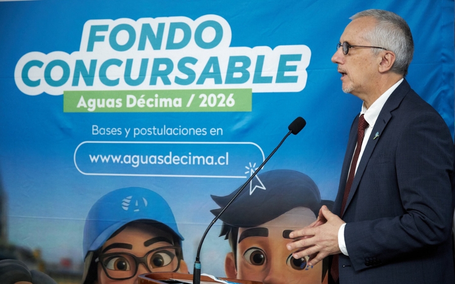 junto-a-dirigentes-vecinales-aguas-decima-lanzo-fondo-concursable-2026-070526160849